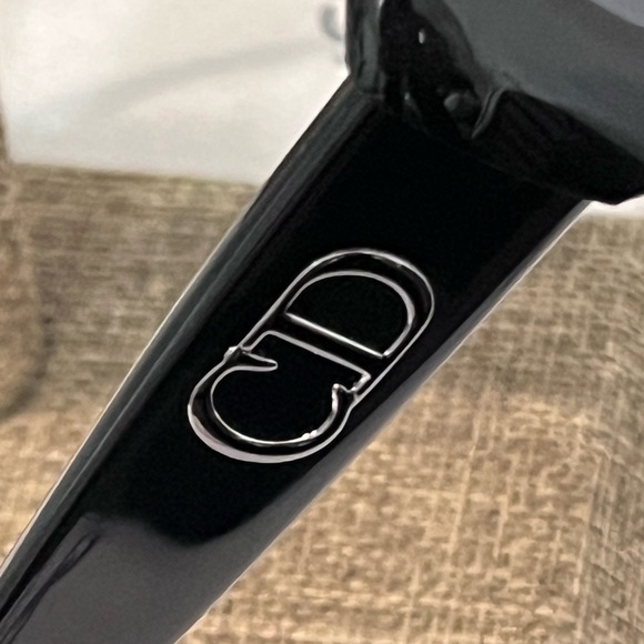 CHRISTIAN DIOR PRE-LOVED AUTHENTIC VINTAGE SIGNATURE TRADEMARK LOGO SUNGLASSES - Picture 12 of 17